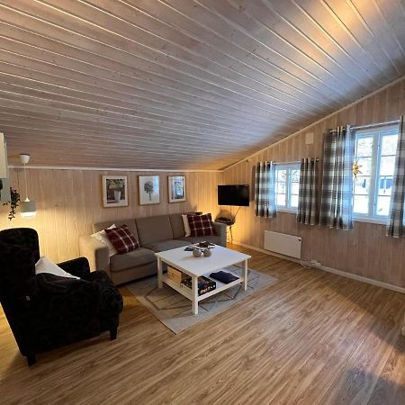 Vennebo - Koselig Liten Hytte Med Alle Fasiliteter Ал Екстериор снимка